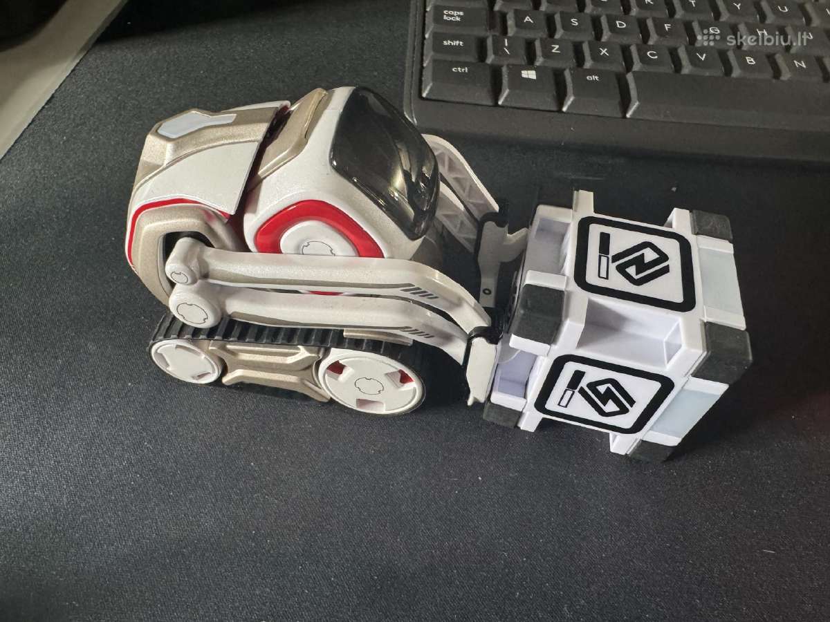 Cozmo robotukas