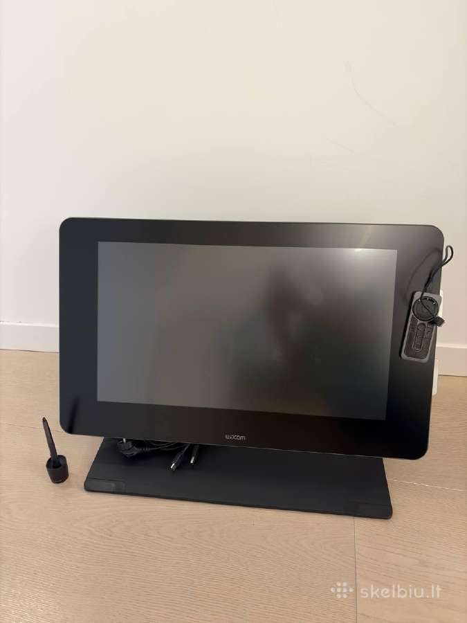 Parduodama Wacom Cintiq 27qhd Dth-2700 + Ergostand