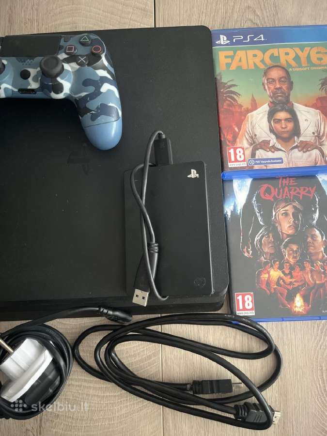 Playstation 4 slim