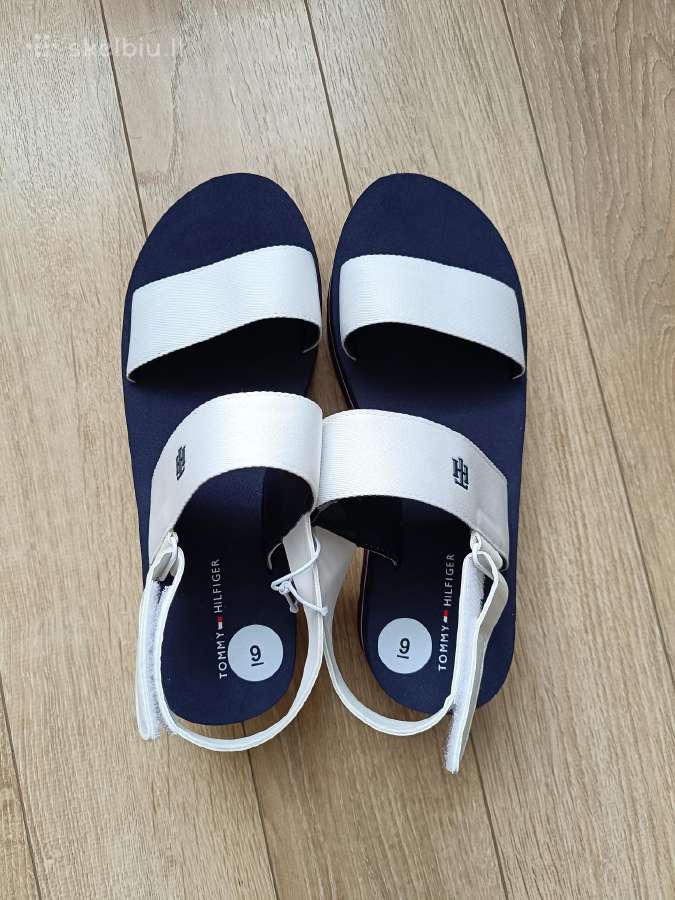 Basutės Tommy Hilfiger