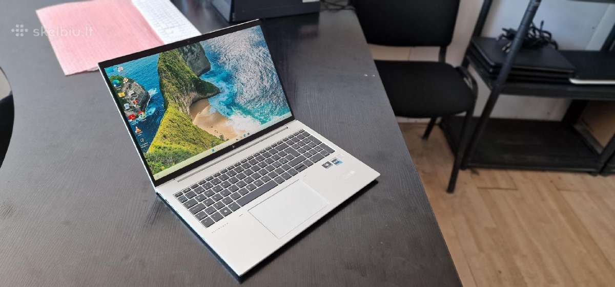 Hp Elitebook 860 G9, i5-1235, 16gb, 16 coliu Fhd