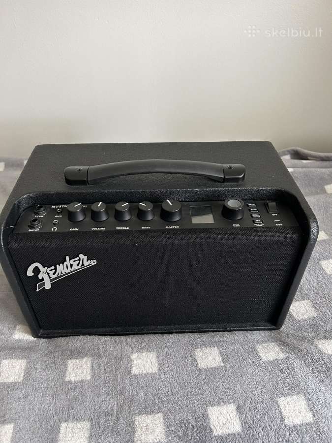Fender mustang Lt40s