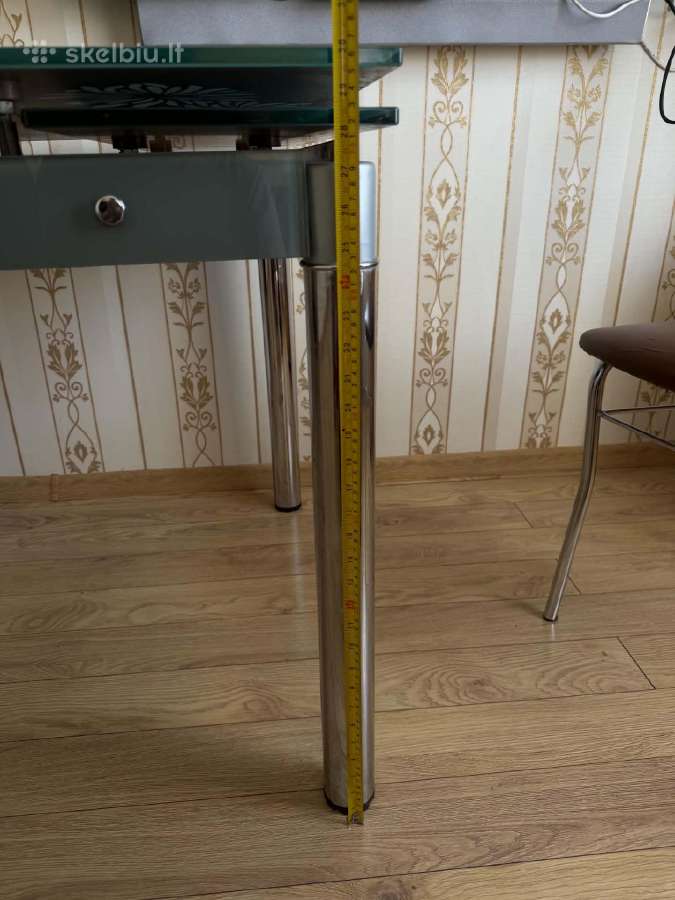 Atiduodu Išskleidžiamas stiklinis stalas - nuotraukos Nr. 3