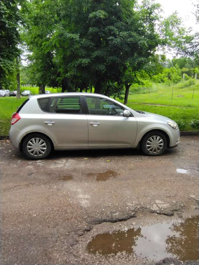 Parduodamas automobilis Kia Ceed