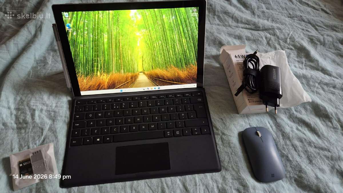 Microsoft Surface Pro 7+ i5 8gb 256gb Pen Mouse.