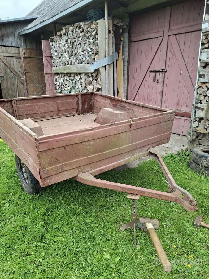 Lengva automobilio priekaba
