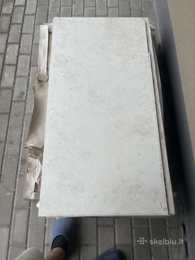 Plyteles