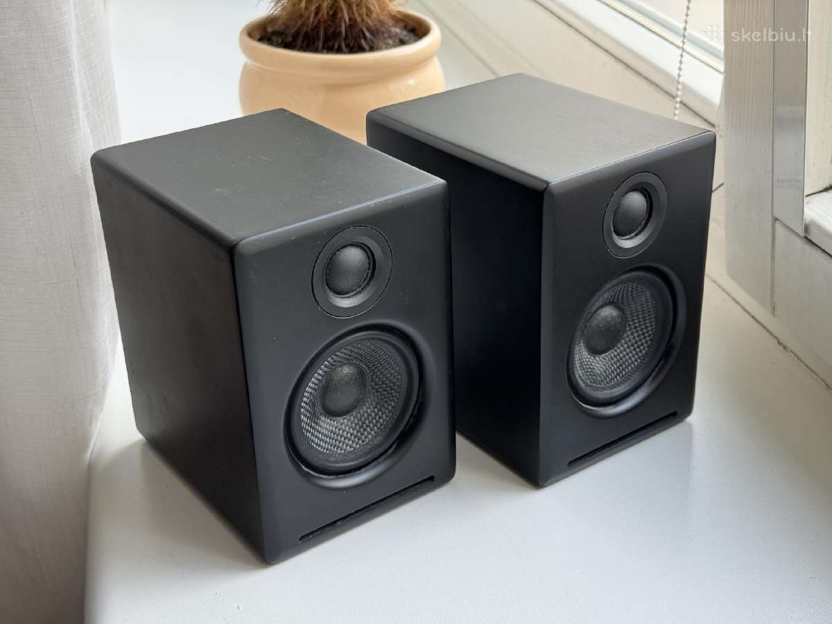 Audioengine A2+ Bt kolonėlės