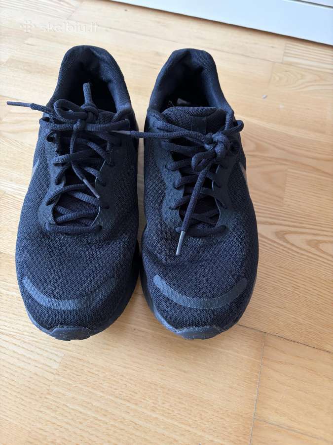 Nike sportbačiai