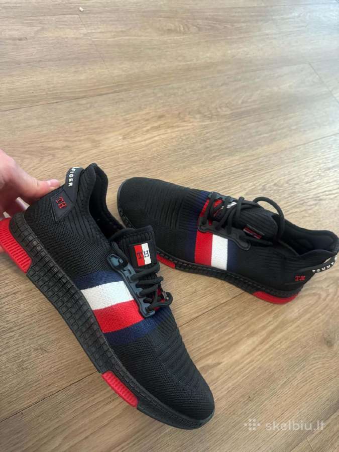 Parduodu naujus Tommy Hilfiger batus