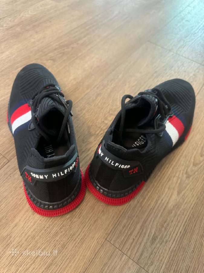 Parduodu naujus Tommy Hilfiger batus - nuotraukos Nr. 4
