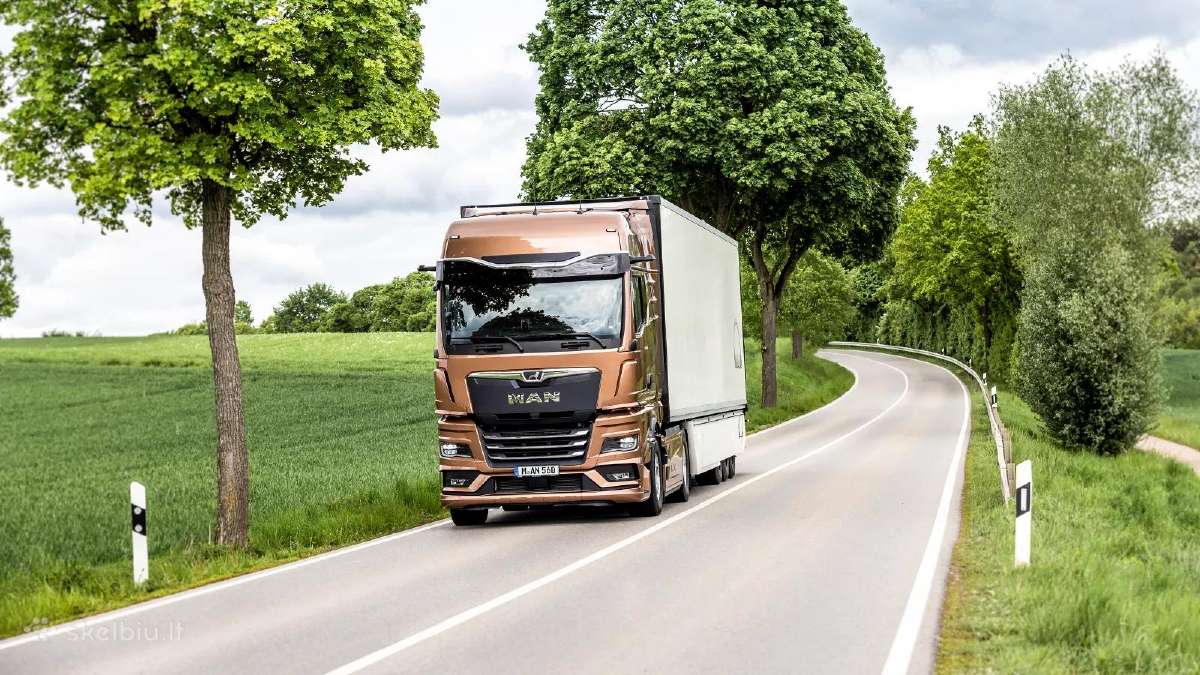 Parduodama veiklą vykdanti transporto įmonė