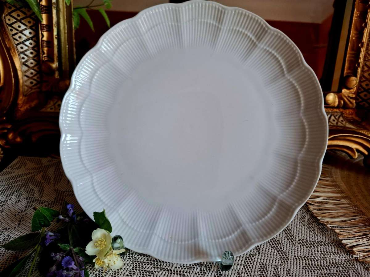 Kaiser pietų lėkštės 24 ir 26cm