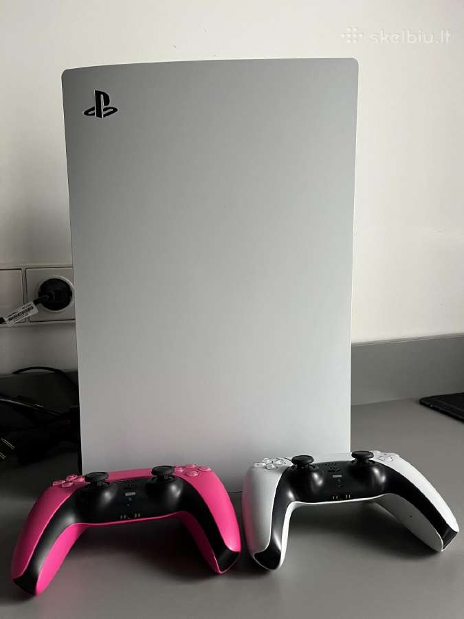 Parduodamas Ps5 disc version 500gb