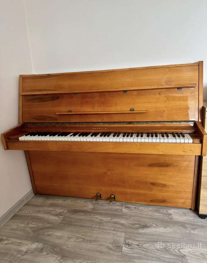 Pianinas Riga
