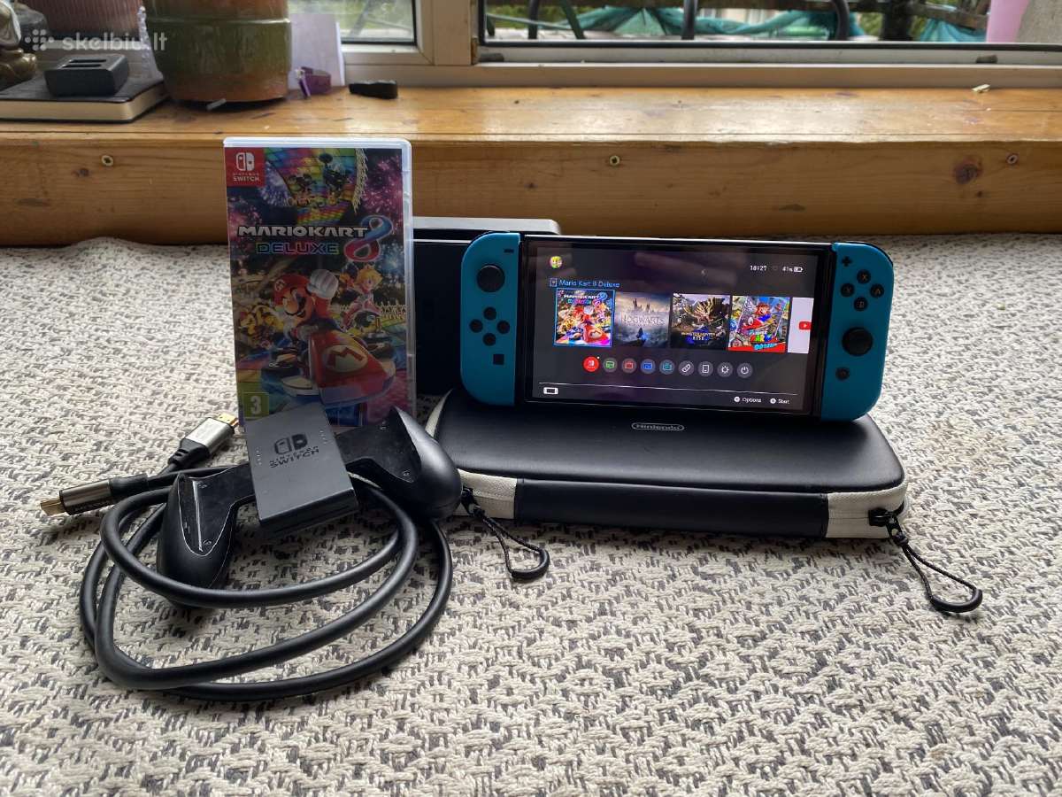 Nintendo Switch Oled + Mario Kart 8 + paskyra