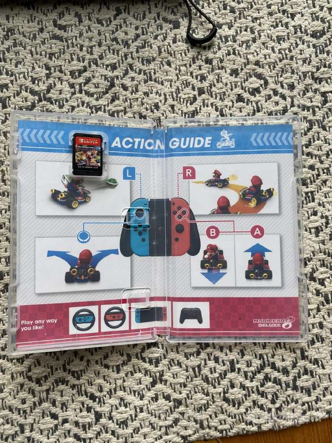 Nintendo Switch Oled + Mario Kart 8 + paskyra - nuotraukos Nr. 2