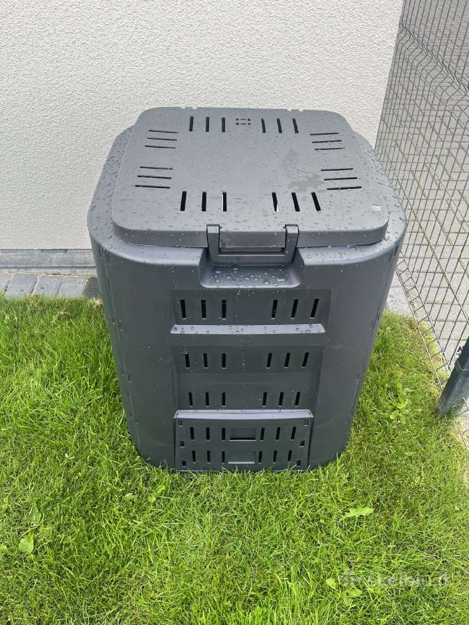 Nauja komposto deze 320 L