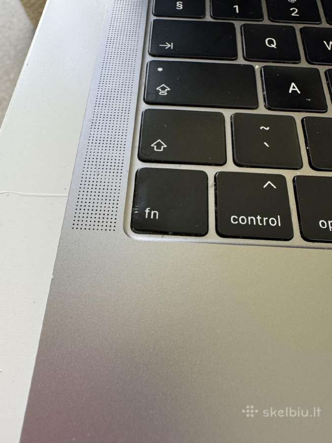 Apple MacBook Pro 13 (2019) i5 / 8 GB RAM / 128 G - nuotraukos Nr. 4