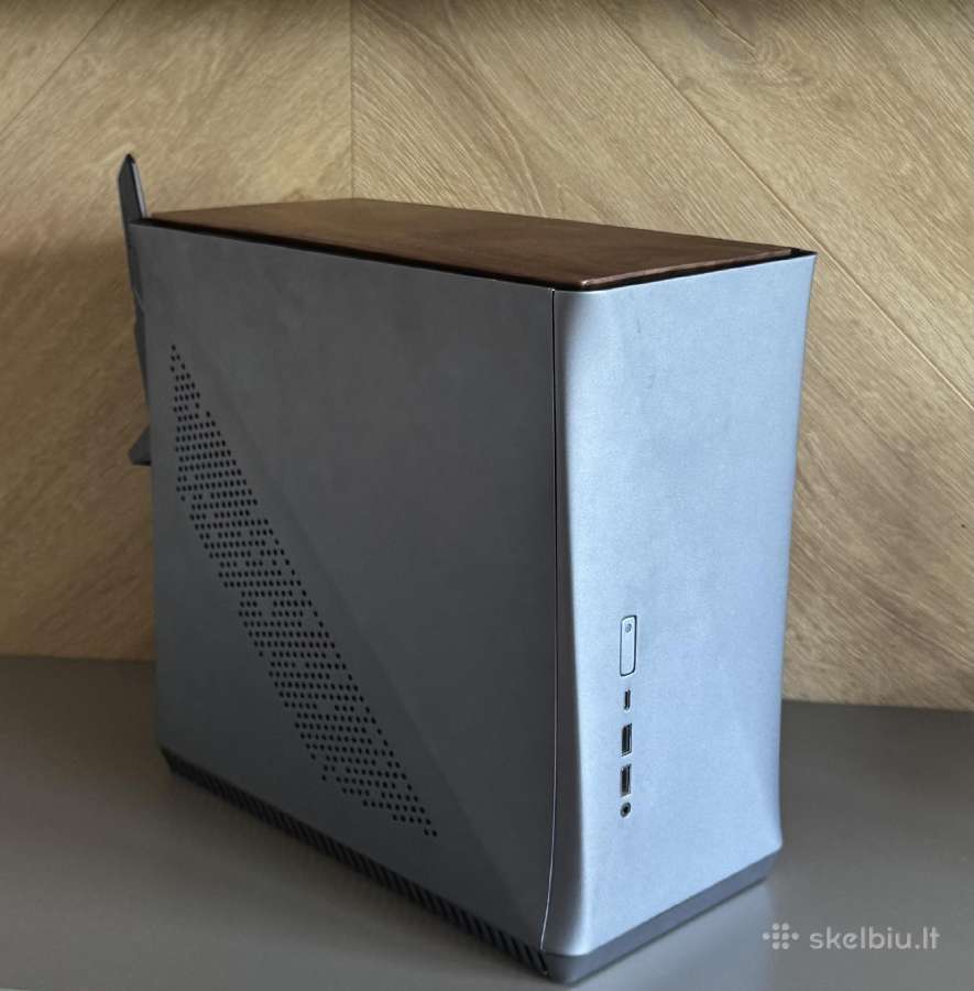 Itin mažas žaidimų kompiuteris Ryzen + Rtx