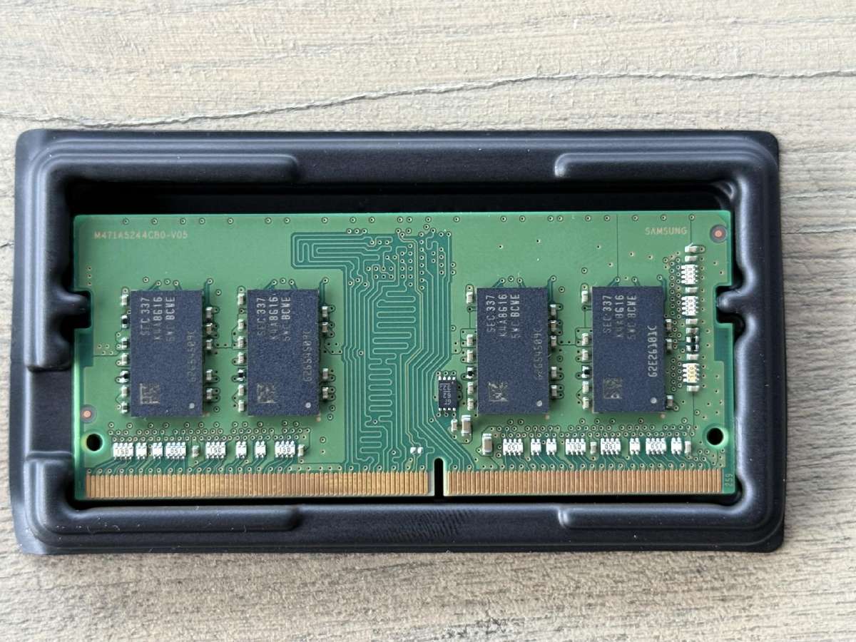 Samsung 4 GB Ddr4-3200 So-dimm (m471a5244cb0-cwe)