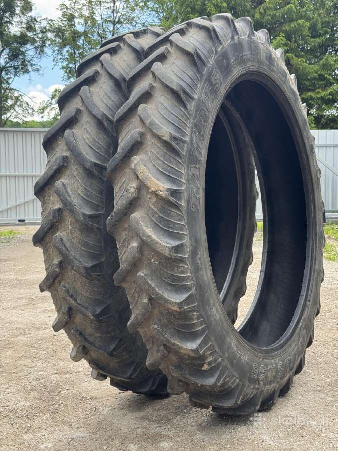 Taurus 300/95r46 (12.4r46) padangos - nuotraukos Nr. 2