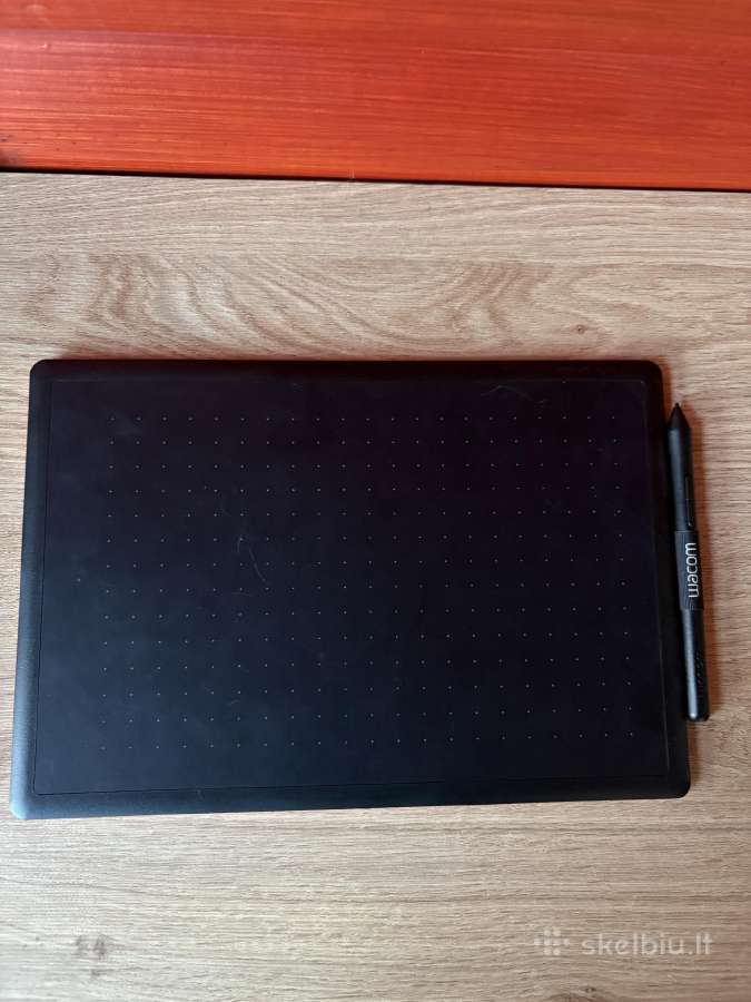 One by Wacom Medium Ctl-672