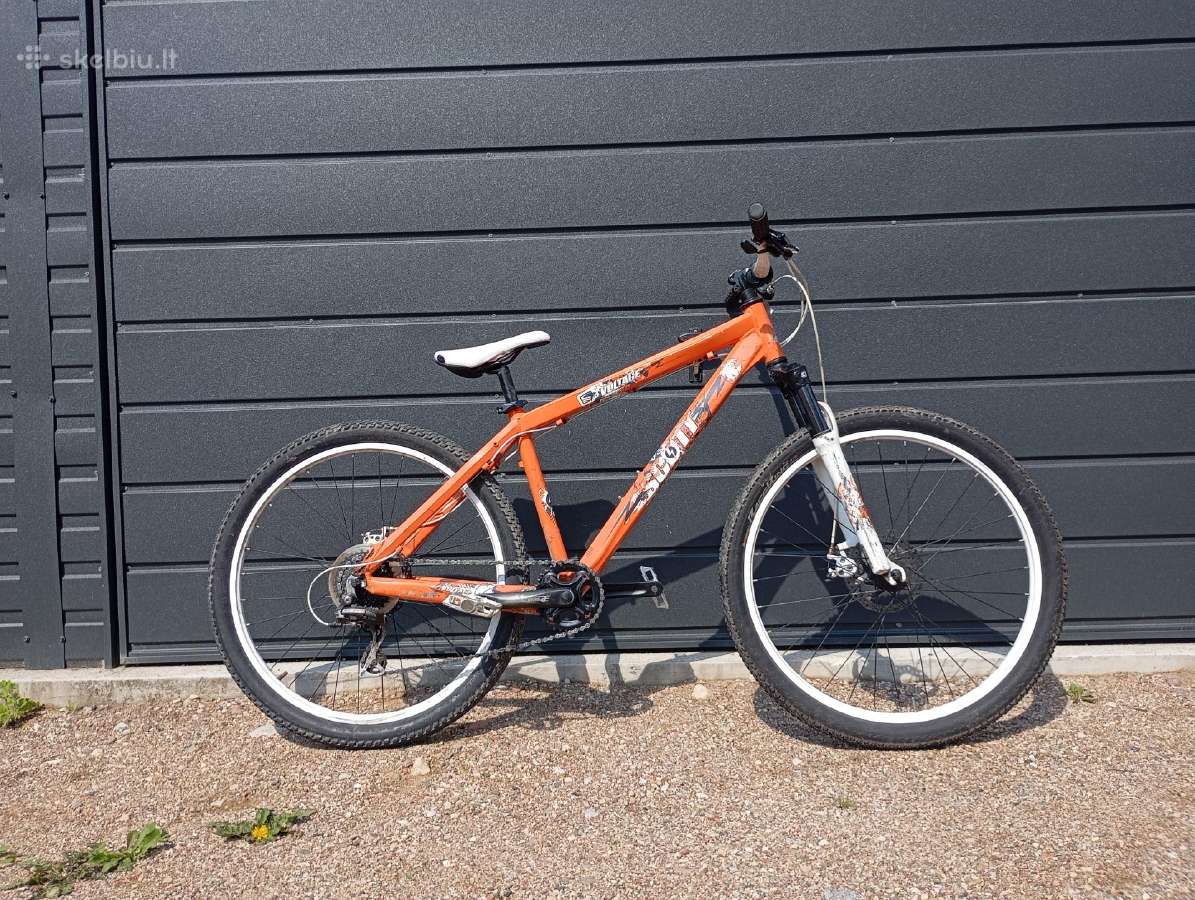 Dirt jump Scott voltage