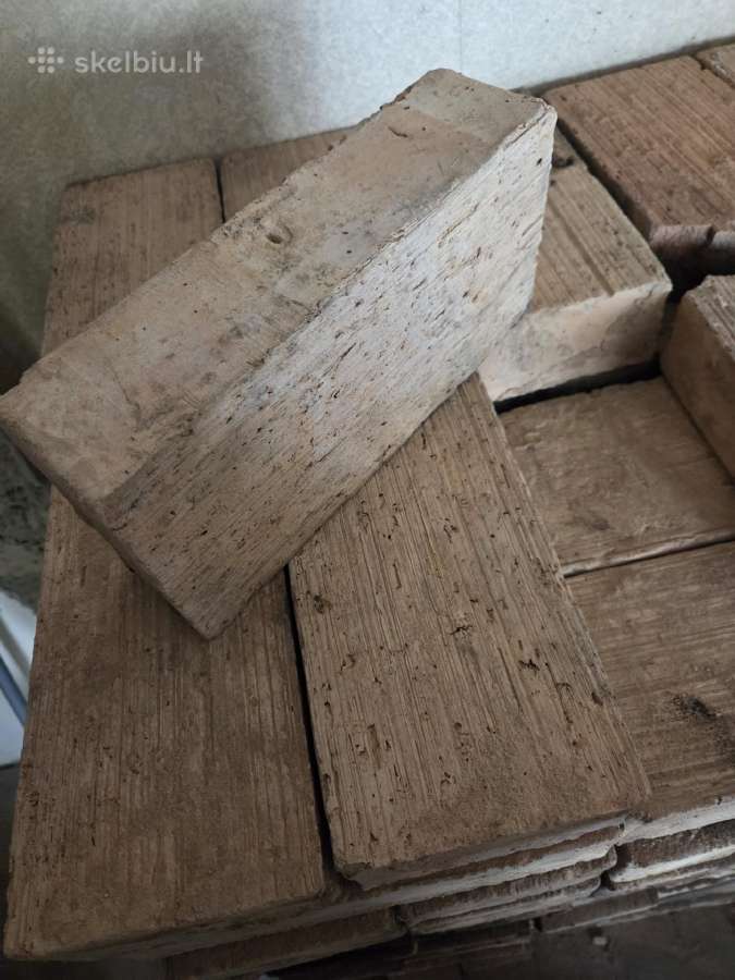 Šamotinės plytos ir priedai pečiui