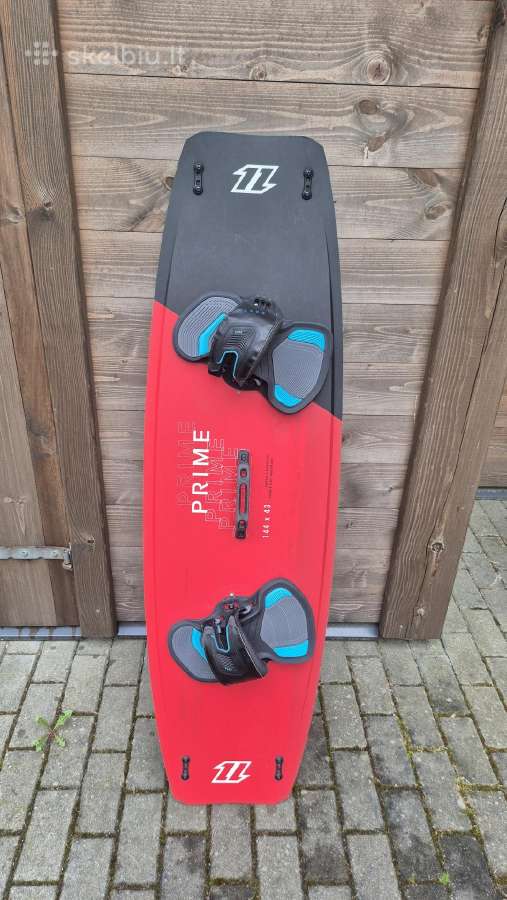 North Prime kite lenta su padukais