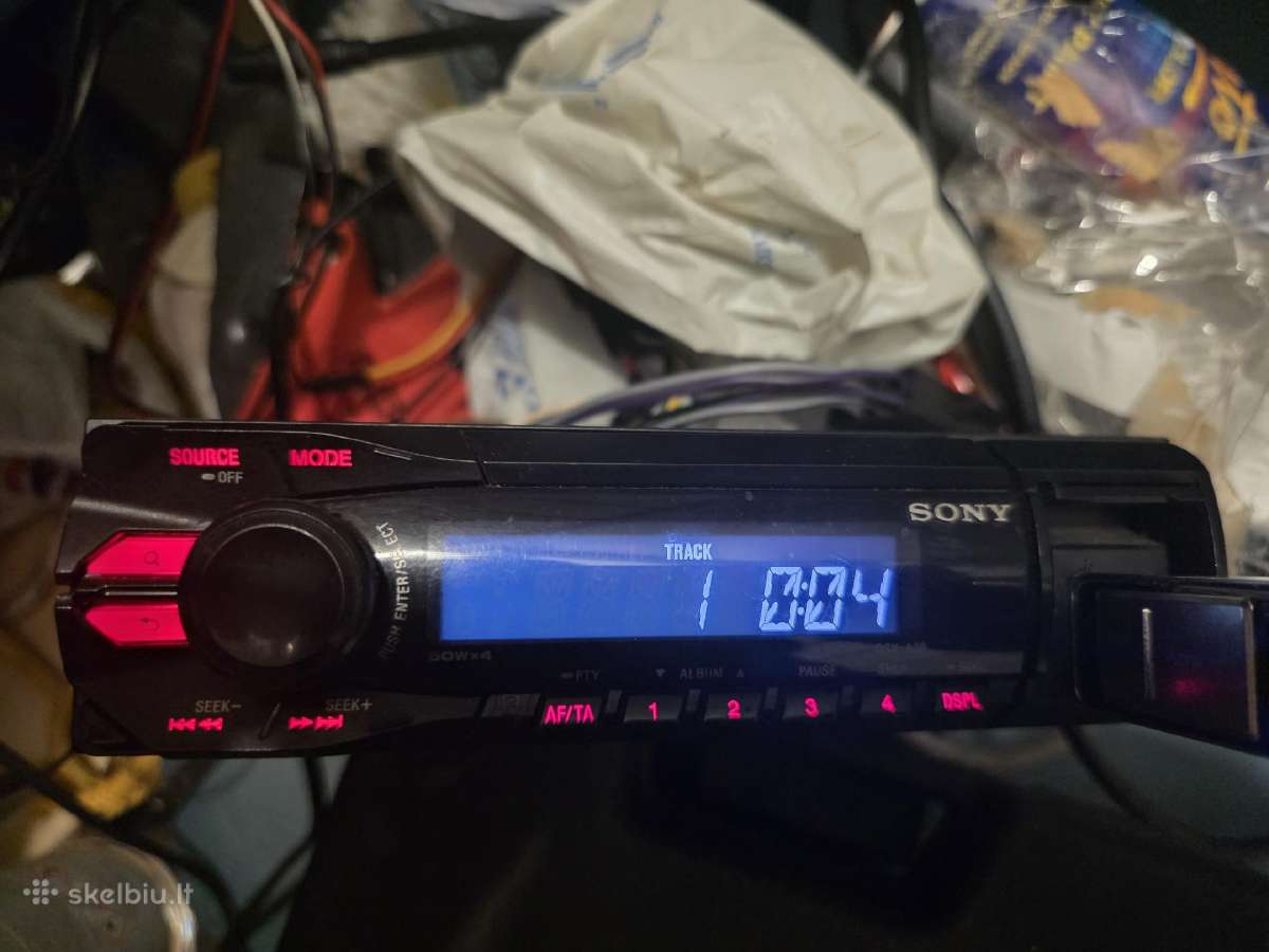 Sony Xplod magas su galingesnių stiprintuvu - nuotraukos Nr. 2