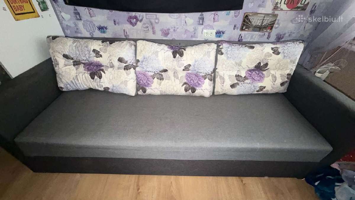 Atiduodame sofa lova .