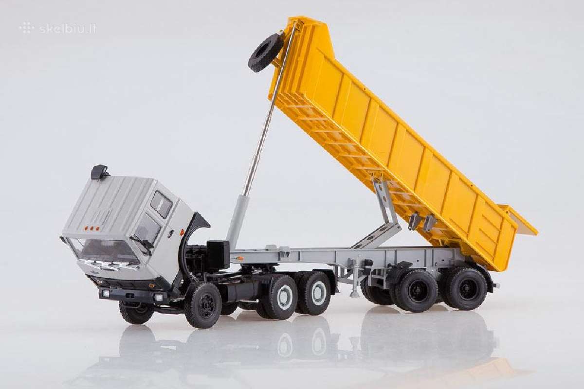 1/43 Maz