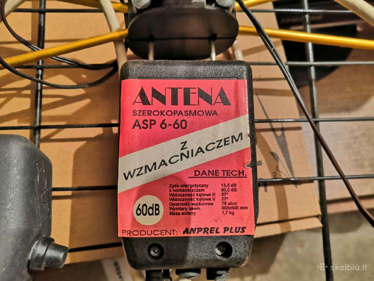 Parduodama galinga plačiajuostė antena su stiprint