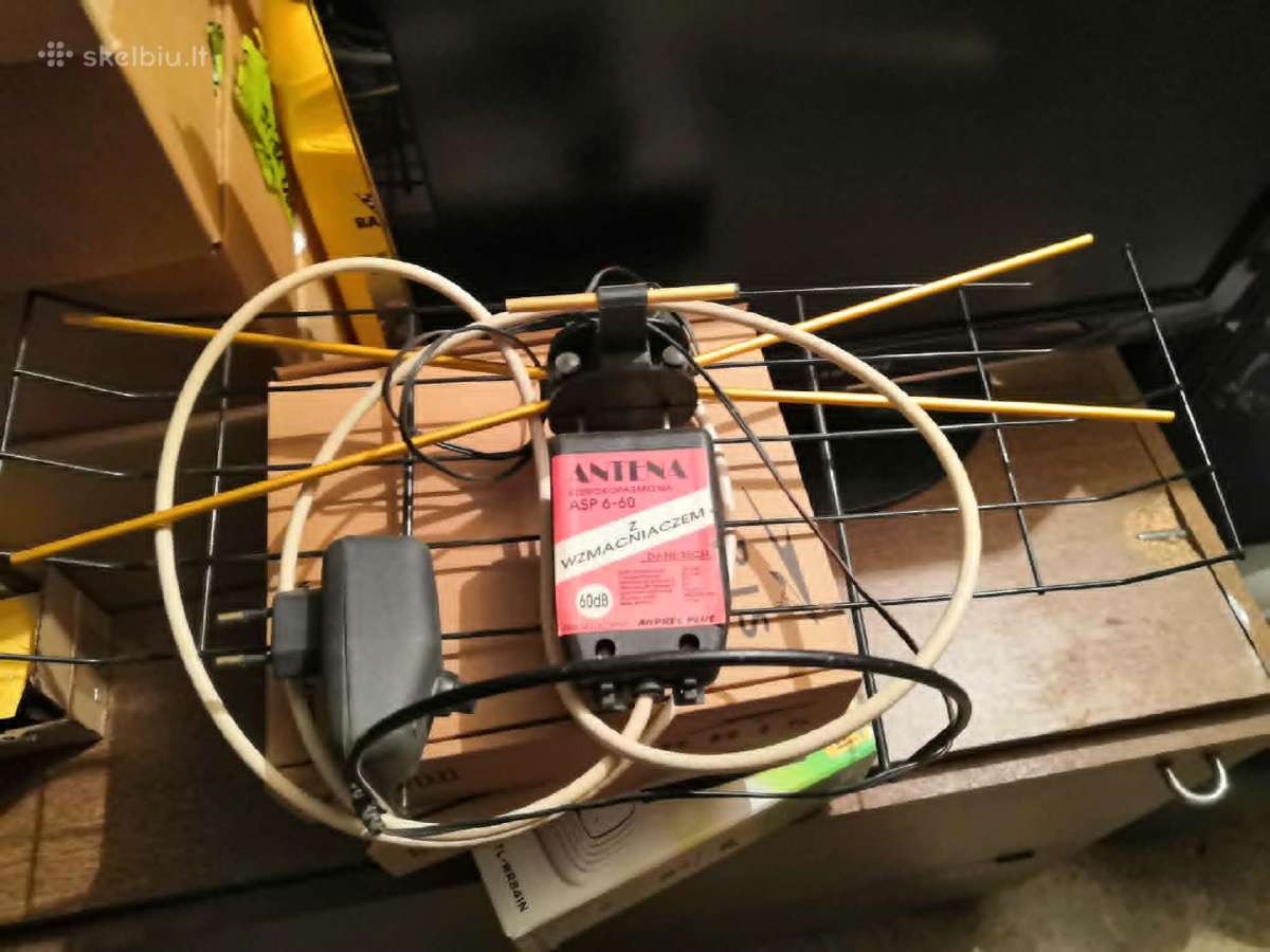Parduodama galinga plačiajuostė antena su stiprint - nuotraukos Nr. 2