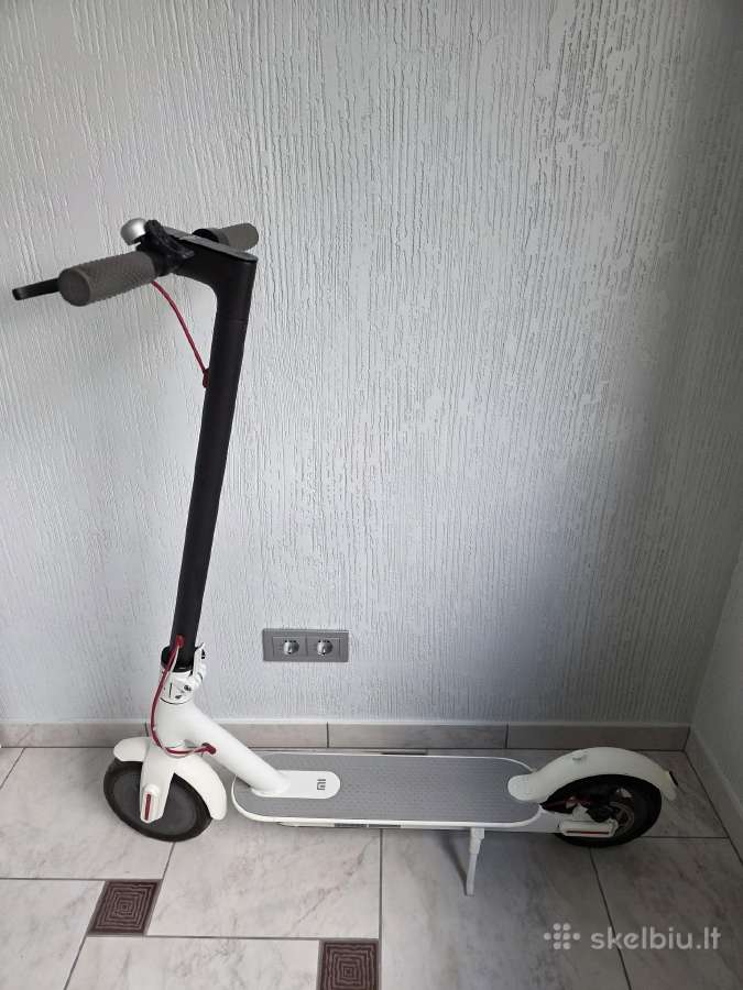 Elektrinis paspirtukas Xiaomi M365
