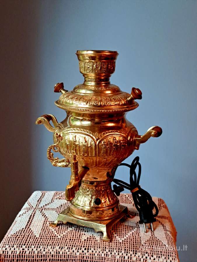 2,5l vintažinis žalvarinis naujas virdulis.