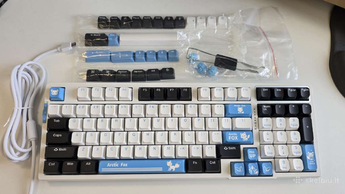 Vgn V98 Pro v2 Arctic Fox (Limited Edition)