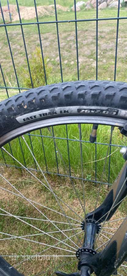 Dviratis hard rock sport specialized - nuotraukos Nr. 2