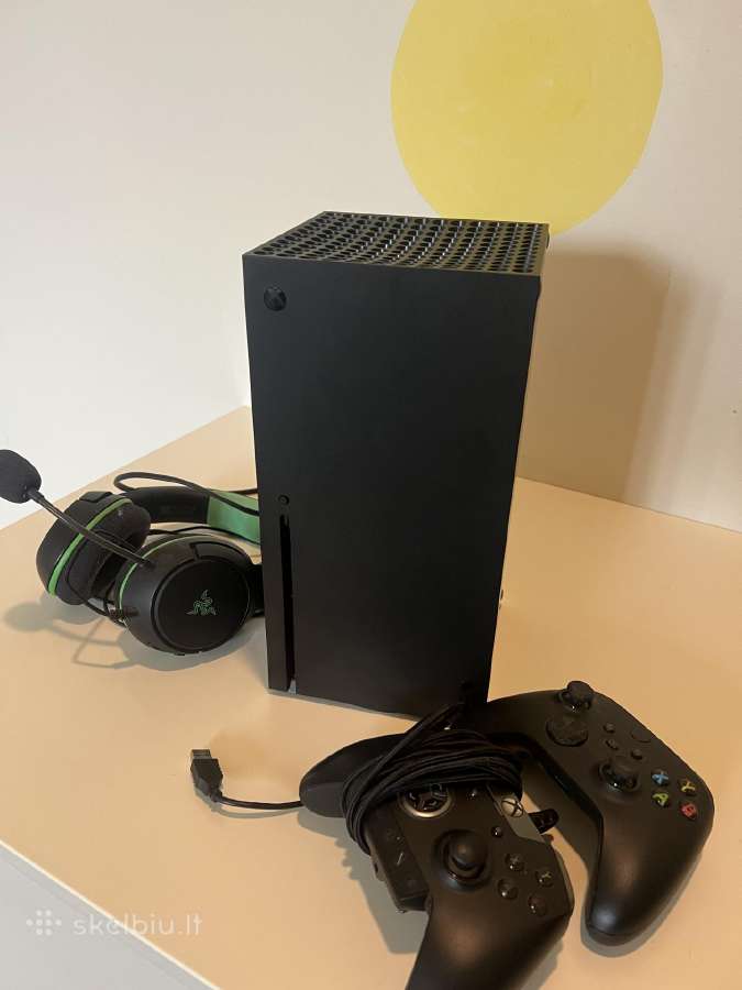 Xbox series X 1tb + du pulteliai ir ausinės