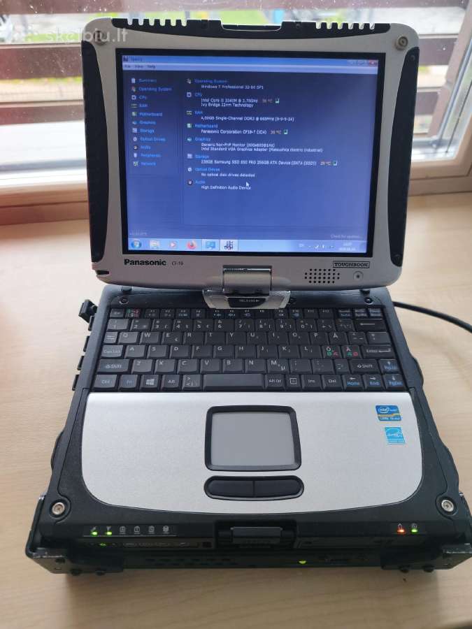 Panasonic Toughbook CF-19 su CF-web184 docking st