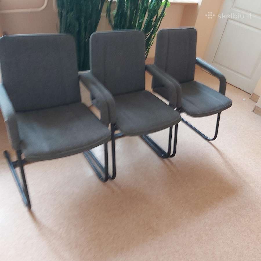 Kėdės su porankiais 3 vnt.