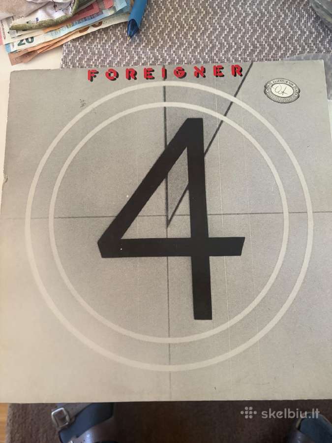 Foreigner 4