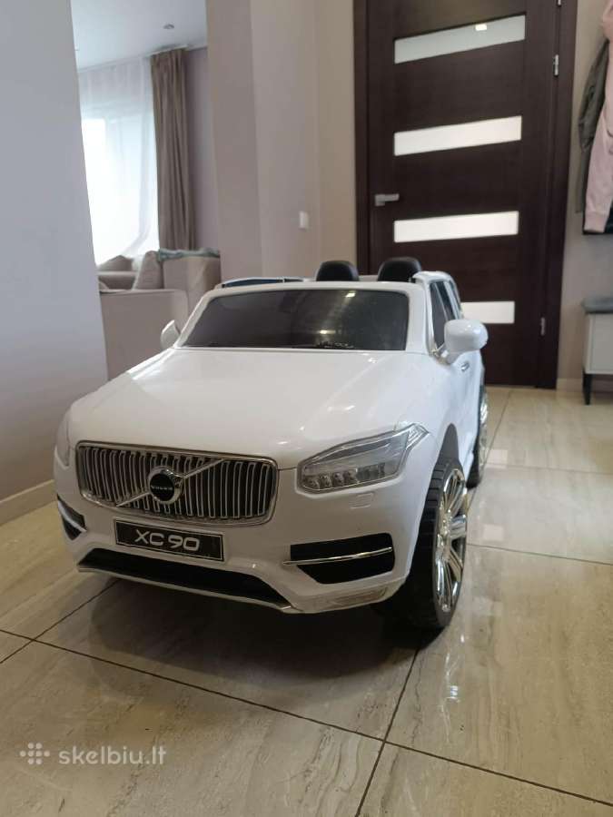 Elektrinė vaikiška Volvo mašinytė