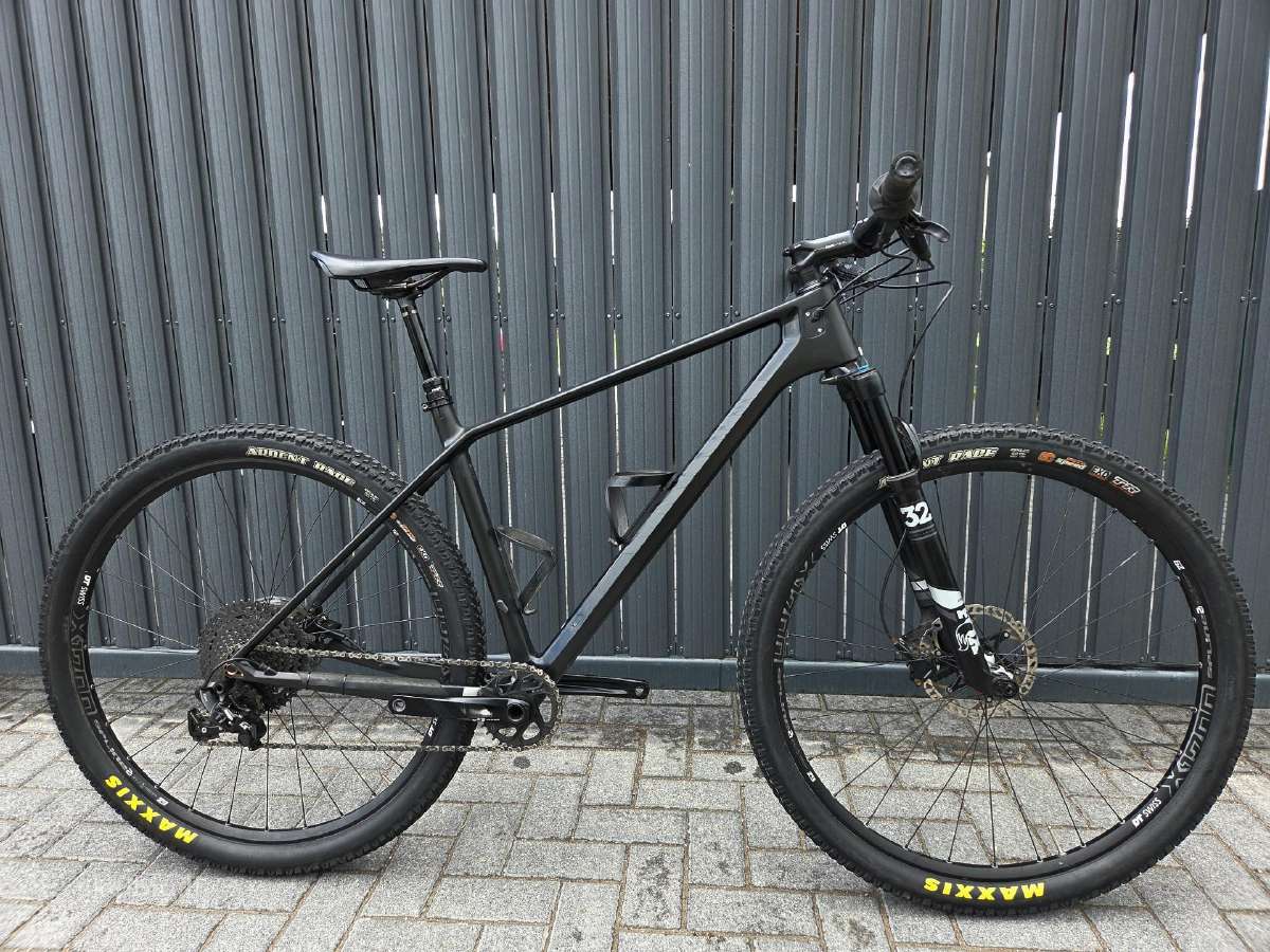 Canyon exceed CF carbon dviratis fox32 1x11gx L