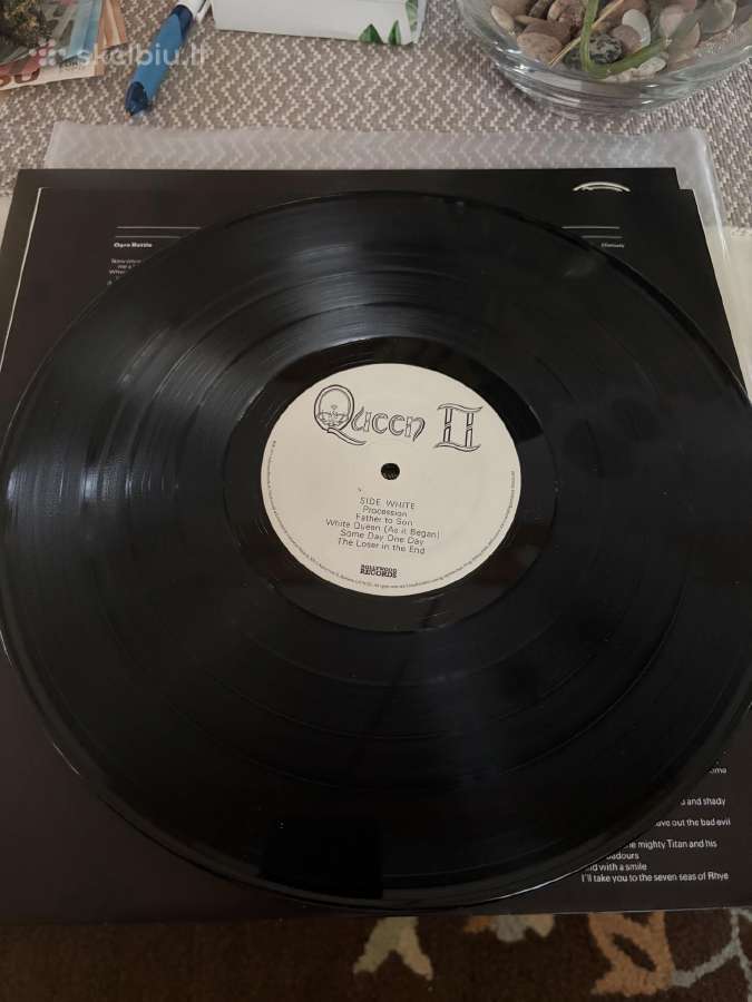 Queen II - nuotraukos Nr. 9