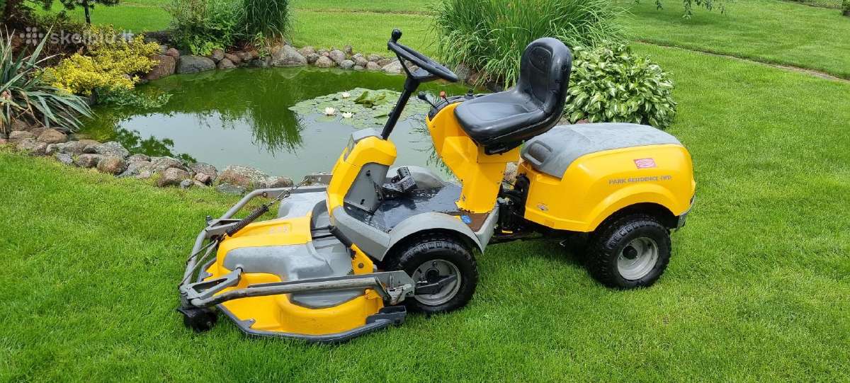 Stiga park 44 su vairo stiprintuvu