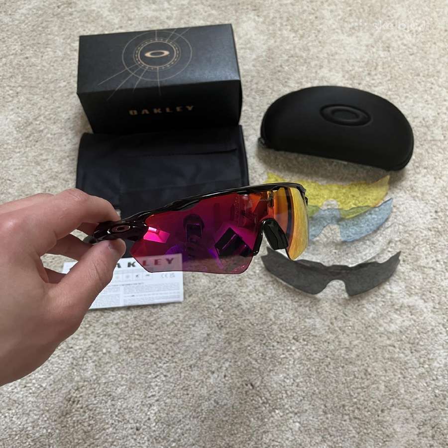 Oakley radar ev akiniai