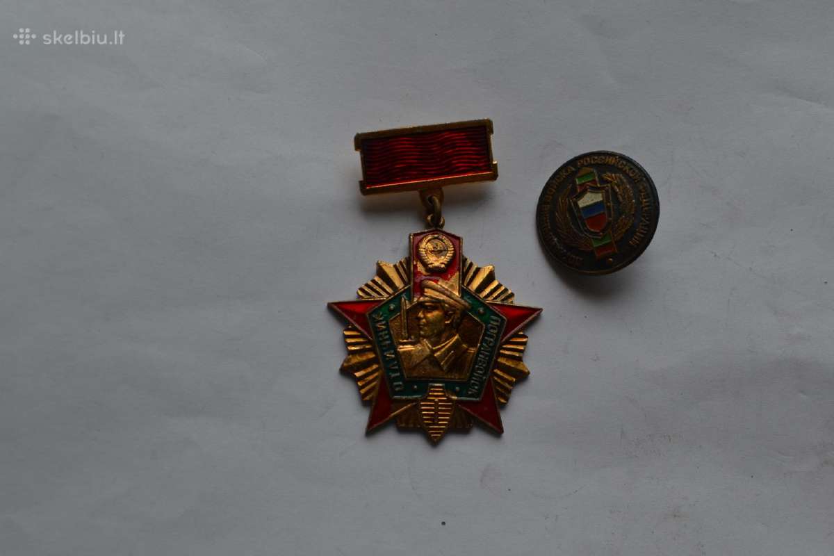 Pasienieciu zenklai