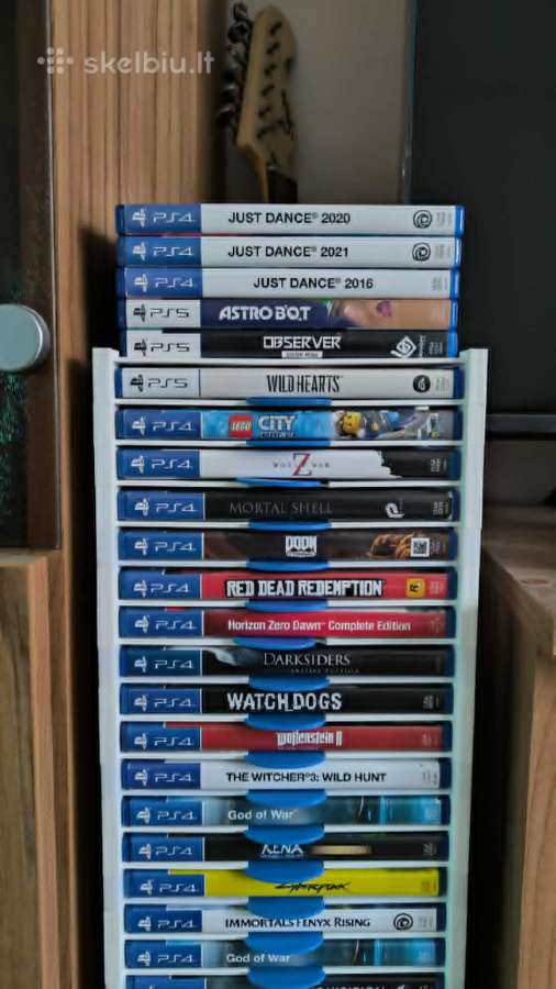 Playstation 5 ir Playstation 4 žaidimai